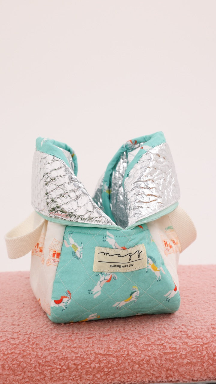 Lunch Bag & Bottle Holder - Circus