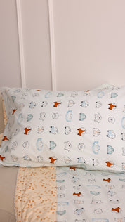 Blanket with Pillowcase - Foxes