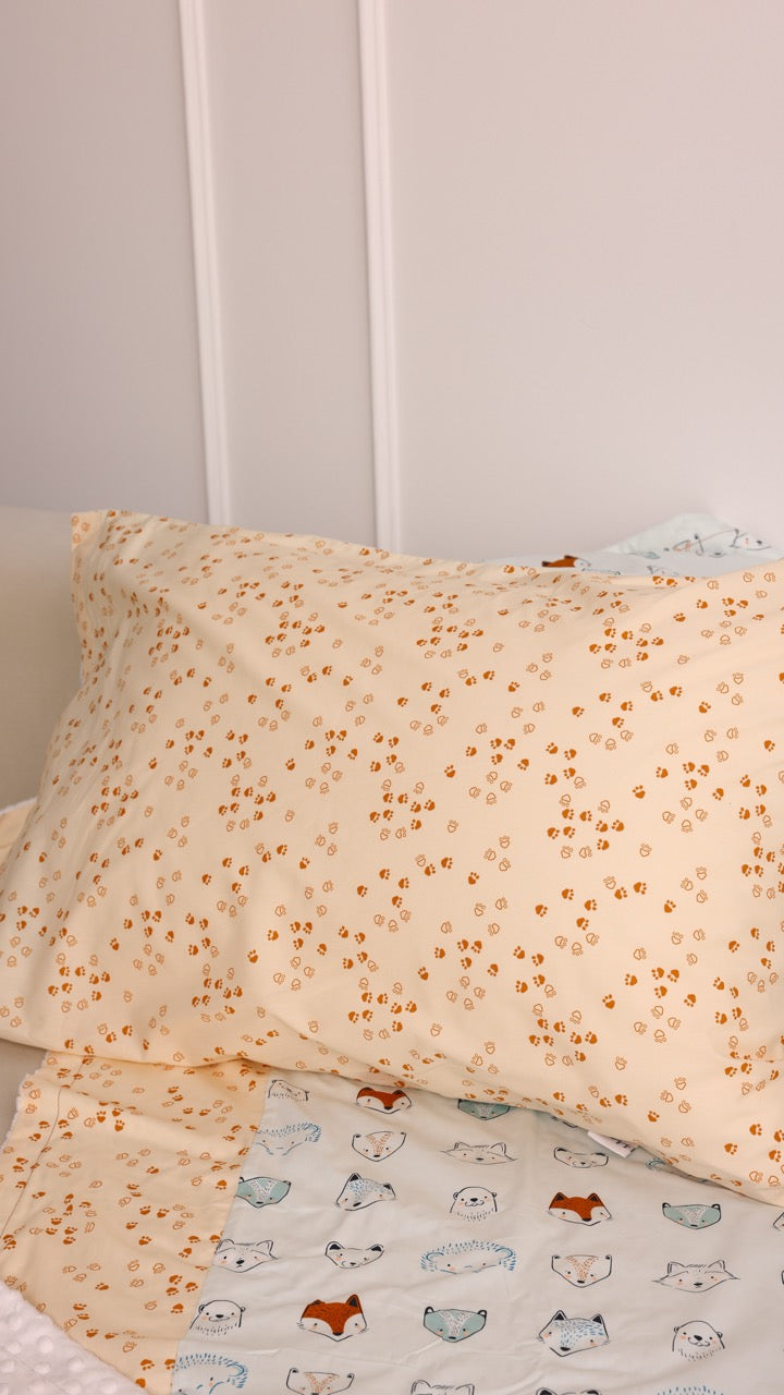 Blanket with Pillowcase - Foxes