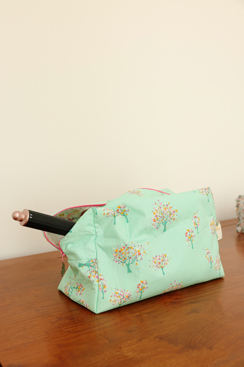 Airwrap Pouch - Tree Hearts