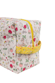 Airwrap Pouch - White Berries