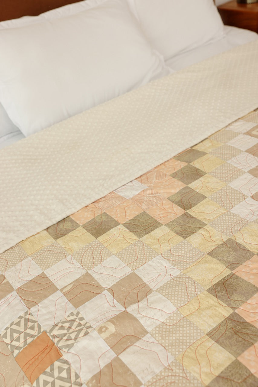 Queen Size Quilted Blanket - Sandy Desert