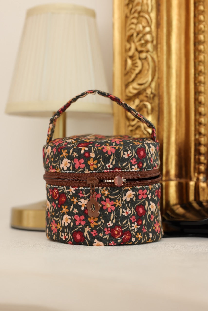 Meadow Bloom Pouch