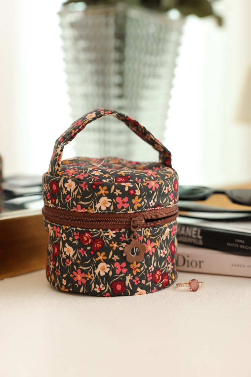Meadow Bloom Pouch