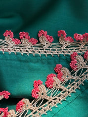 Praying Sheila - Emerald Fuchsia