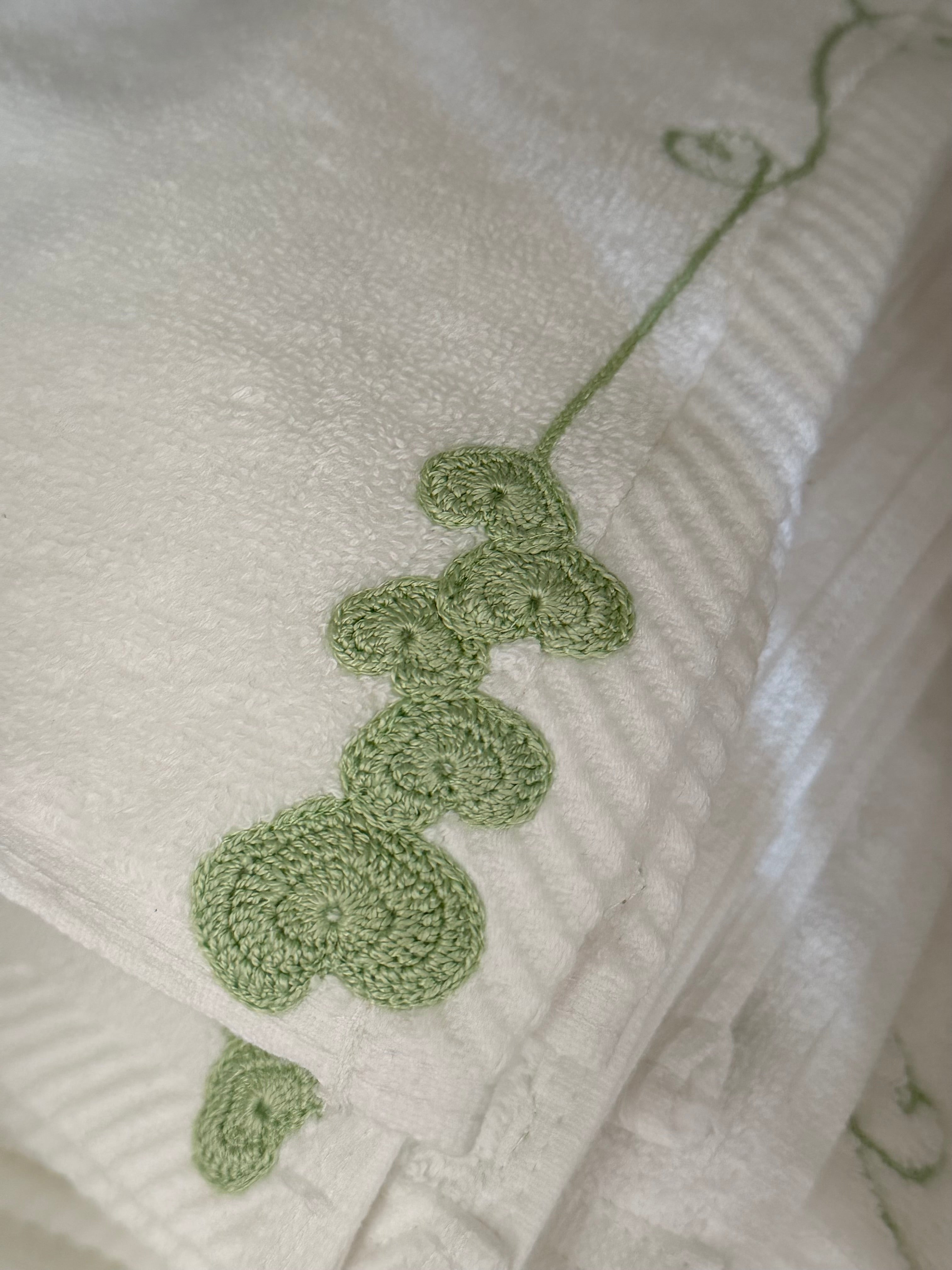 Towel Set - Green Hearts