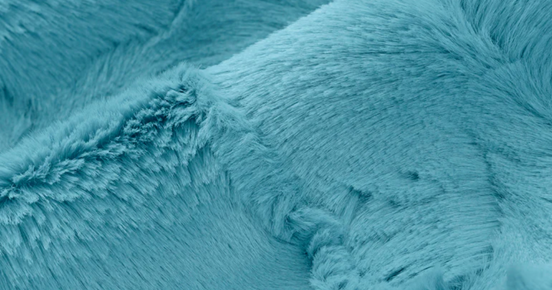 Hide Luxe Cuddle - Lake - 0.5yd